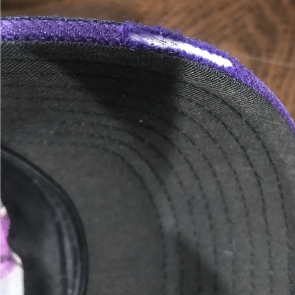 Vintage Mighty Ducks National Hockey League Hat / Disney -Some Minor Wear & Tear - Picture 6 of 6